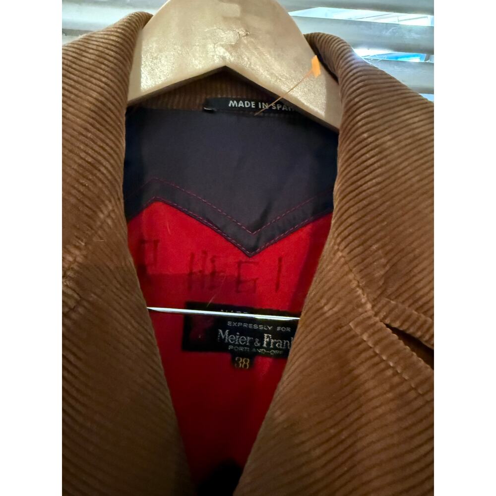 Vintage Meier & Frank Corduroy Blazer Jacket
Women’s Size 38 (Made in Spain) - Picture 3 of 4